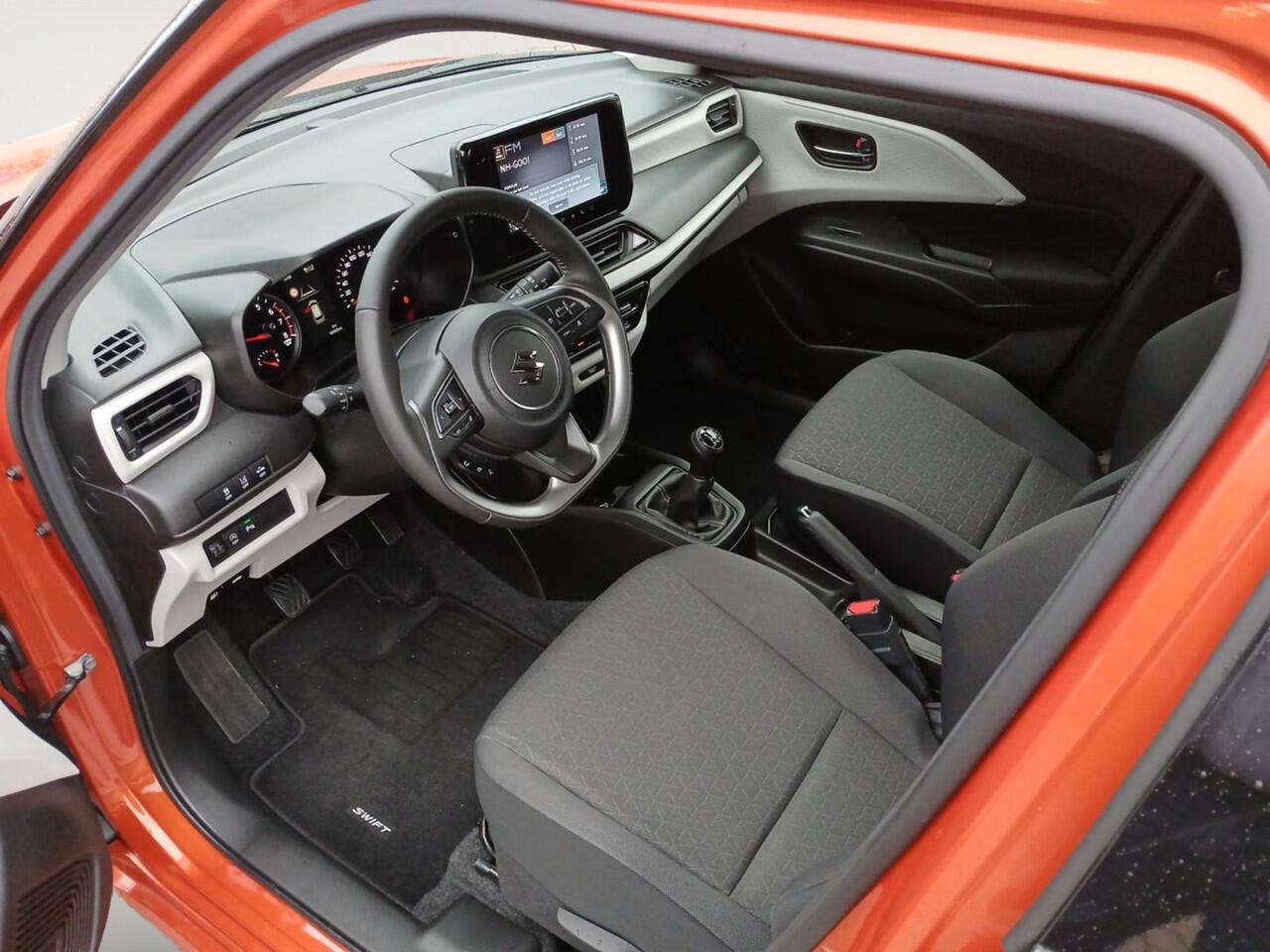 Suzuki SWIFT 1.2 Select Smart Hybrid | GARANTIE 2035 | LM Velgen | Stoelverwarming | Camera | Navigatie | DAB |