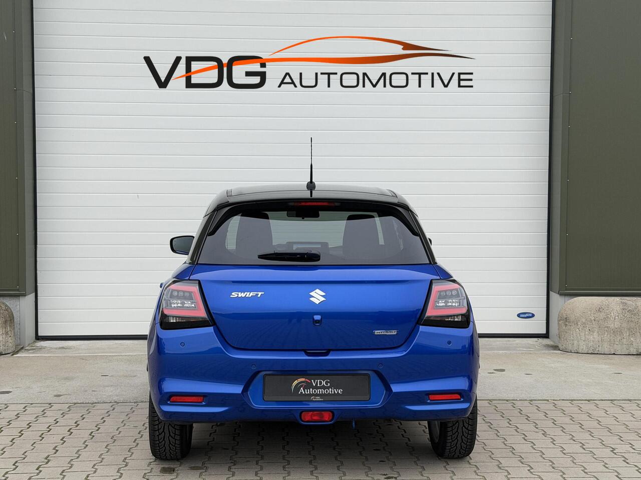 Suzuki SWIFT 1.2 Select Smart Hybrid / Navi / Camera / Adaptive Cruise / Keyless / Stoelverwarming / Carplay