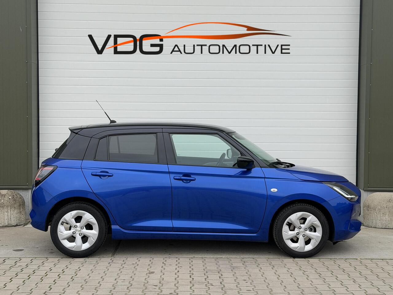 Suzuki SWIFT 1.2 Select Smart Hybrid / Navi / Camera / Adaptive Cruise / Keyless / Stoelverwarming / Carplay