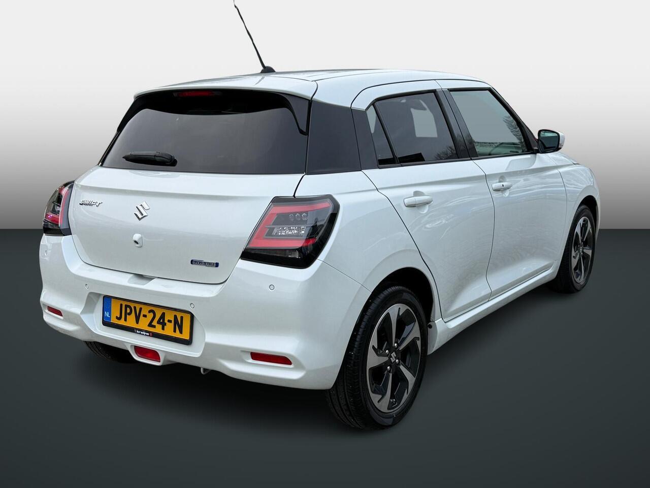 Suzuki SWIFT 1.2 Style Smart Hybrid | Climate Control |Tot 10 JAAR GARANTIE!! | Navi | Camera