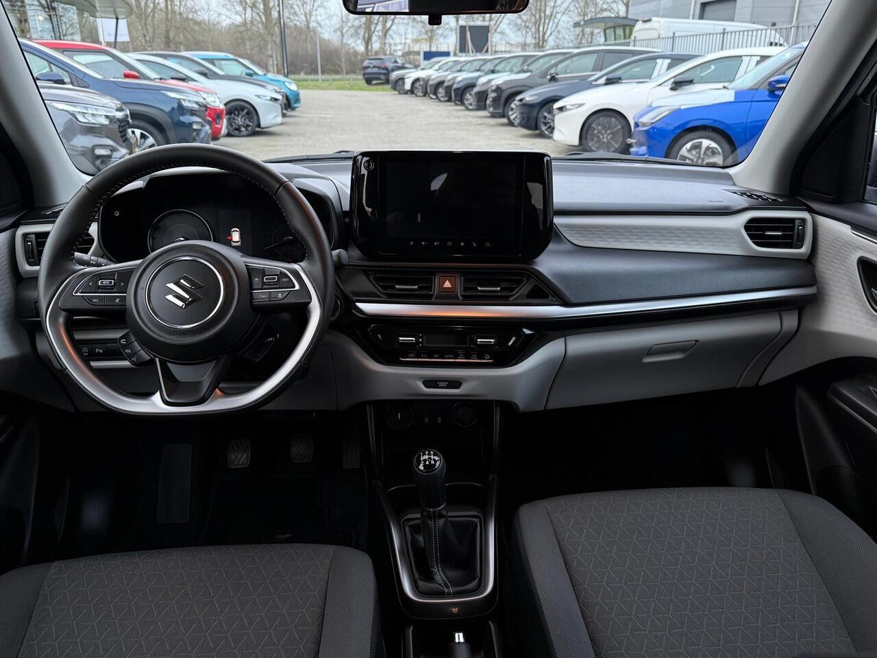 Suzuki SWIFT 1.2 Style Smart Hybrid | Climate Control |Tot 10 JAAR GARANTIE!! | Navi | Camera
