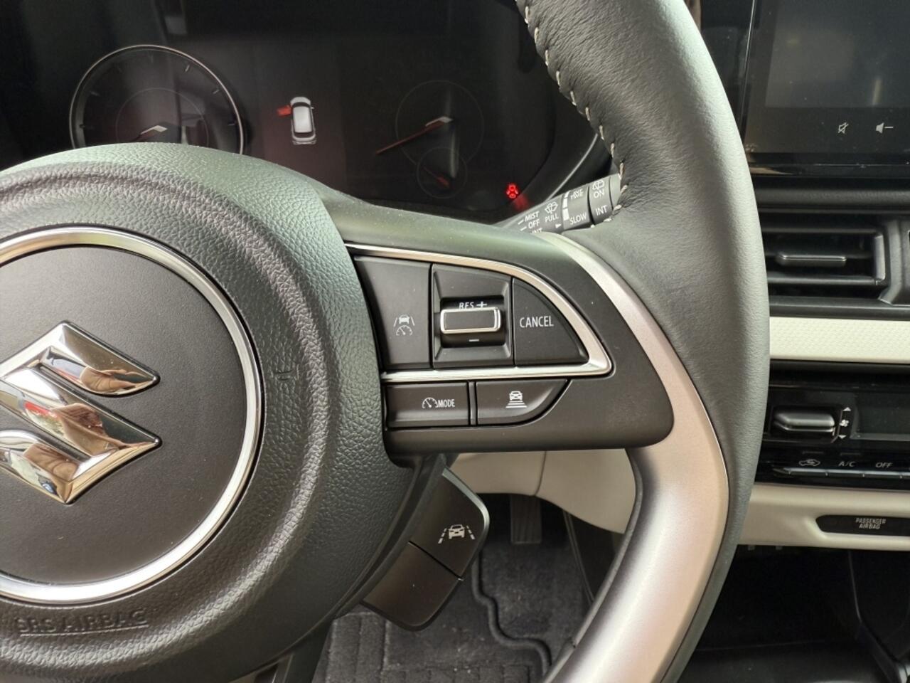 Suzuki SWIFT 1.2 Select Automaat ( Apple Carplay / Android auto )