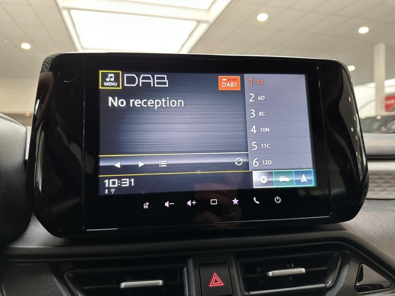 Suzuki SWIFT 1.2 Style SmartHybide [AUTOMAAT| CARPLAY| CLIMA| CAMERA]