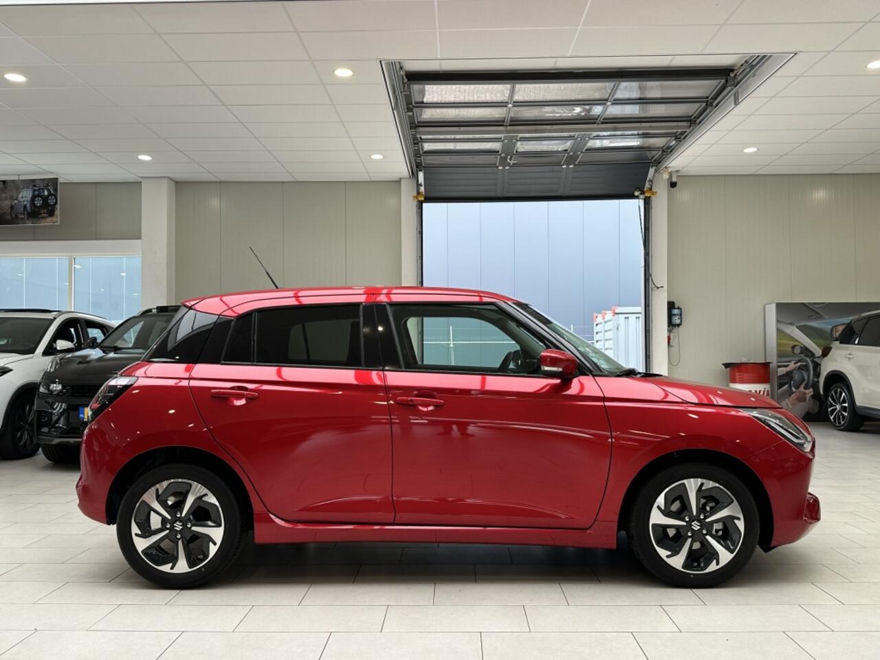 Suzuki SWIFT 1.2 Style SmartHybide [AUTOMAAT| CARPLAY| CLIMA| CAMERA]