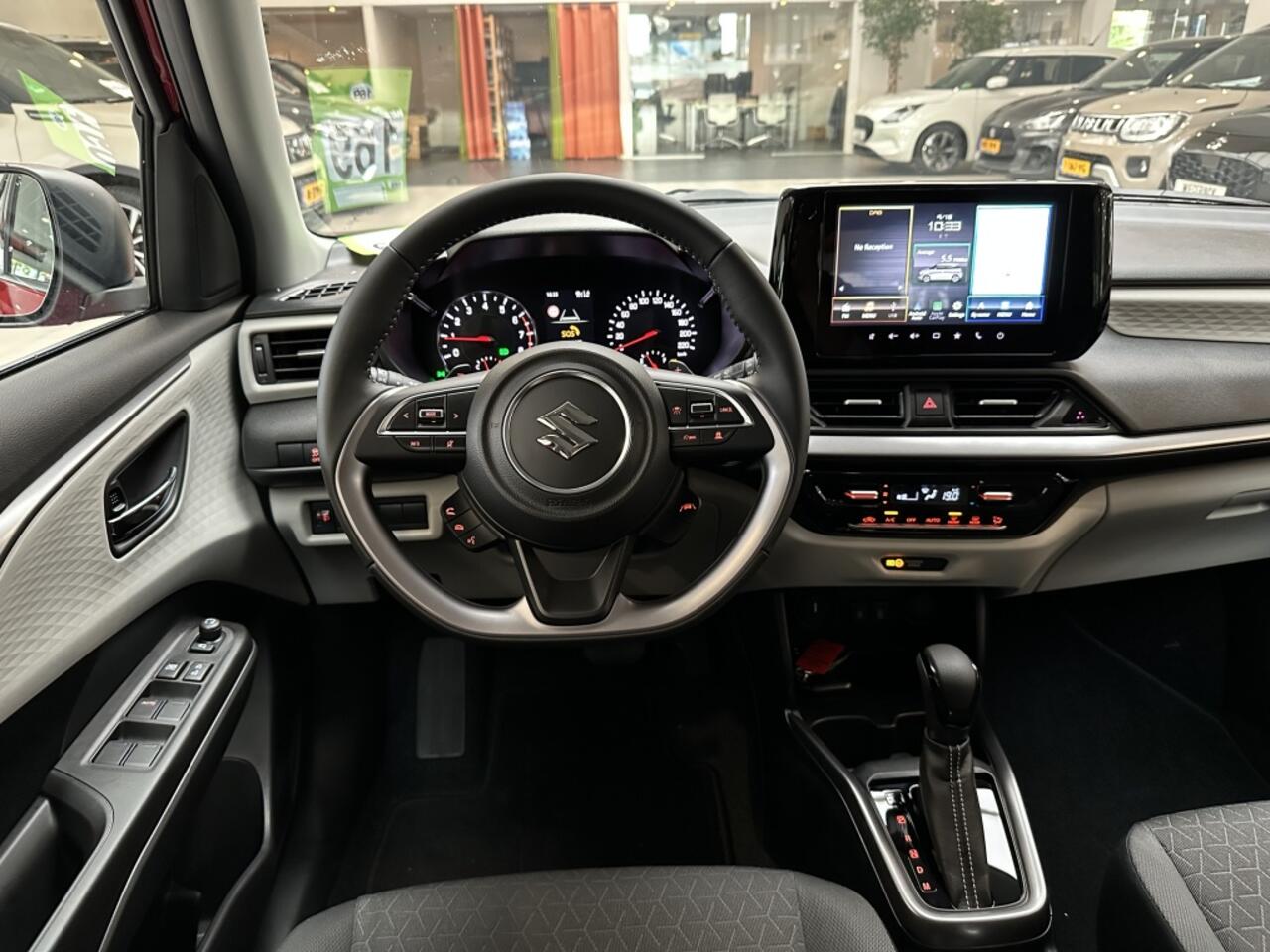 Suzuki SWIFT 1.2 Style SmartHybide [ CARPLAY | CLIMA | ACC I CAMERA