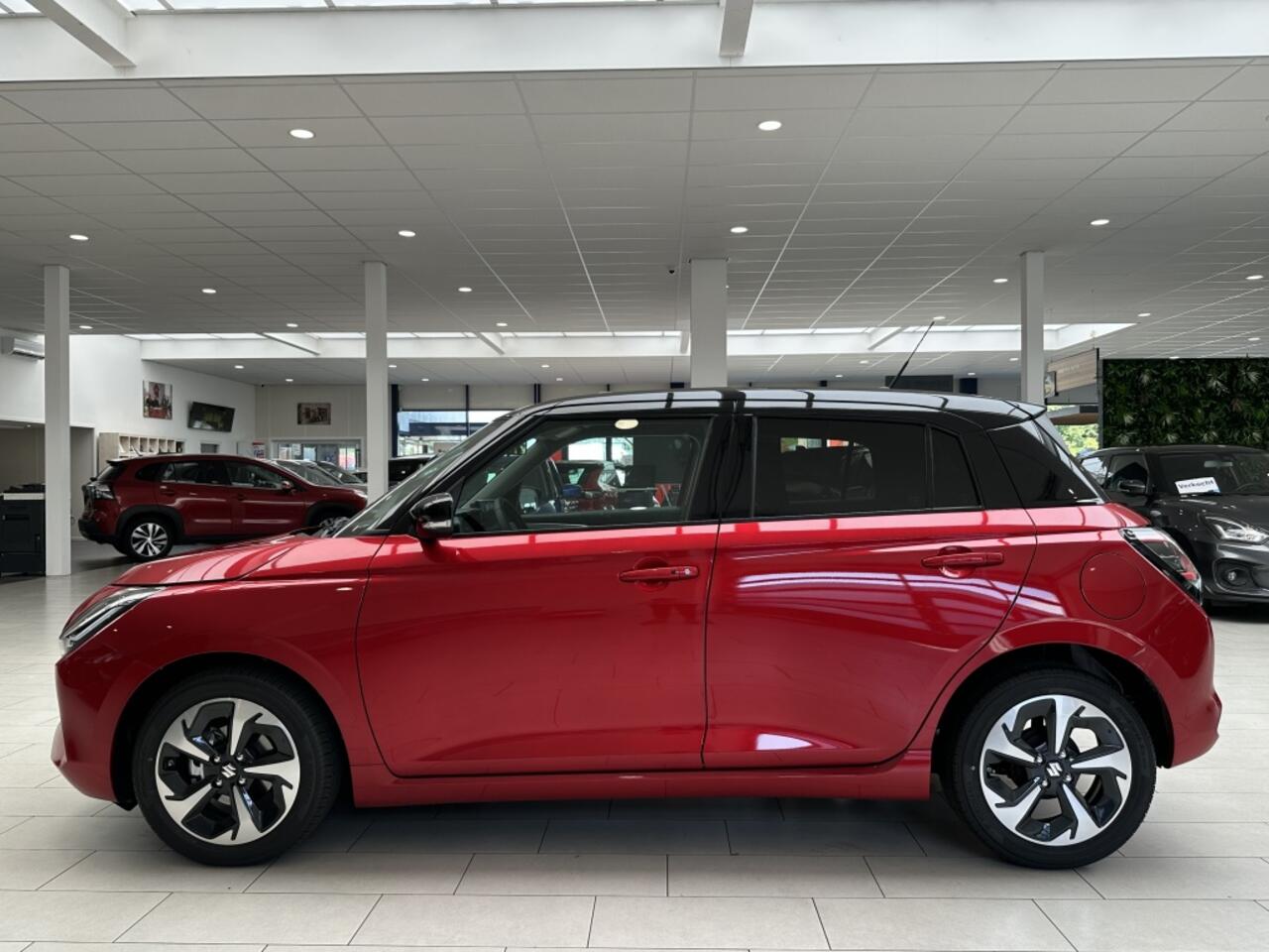 Suzuki SWIFT 1.2 Style SmartHybide [ CARPLAY | CLIMA | ACC I CAMERA