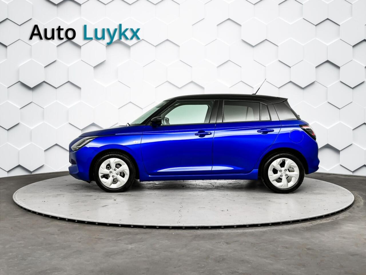 Suzuki SWIFT 1.2 Select Smart Hybrid Automaat | Navigatie | Adaptieve Cruise Control | Parkeercamera