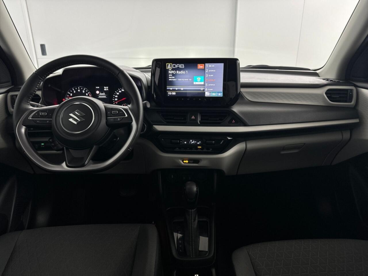 Suzuki SWIFT 1.2 Select Smart Hybrid Automaat | Navigatie | Adaptieve Cruise Control | Parkeercamera