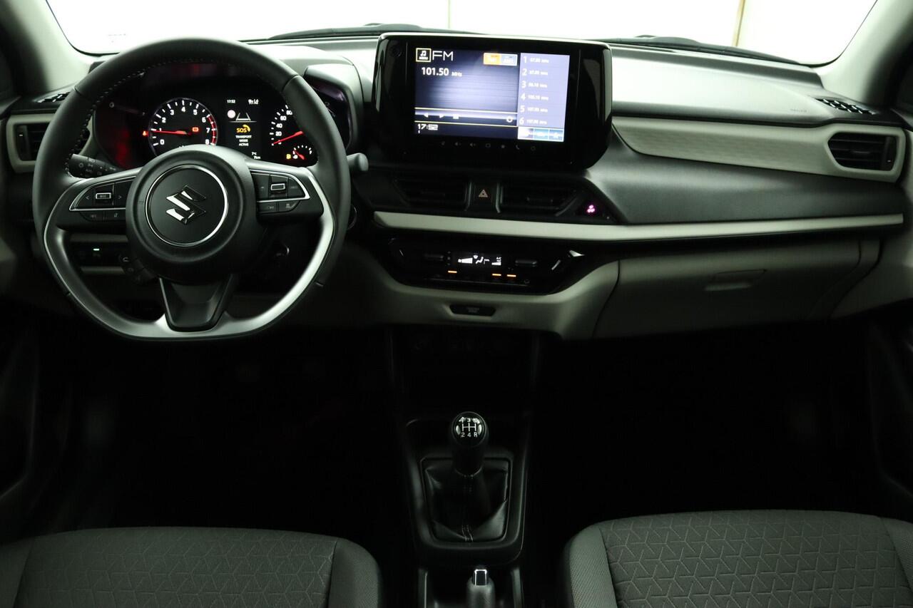 Suzuki SWIFT 1.2 Select Smart Hybrid | Airco | Cruise control adaptive | Camera | Apple carplay, Android auto | Stoelverwarming | Lichtmetalen velgen | Keyless entry &Start |