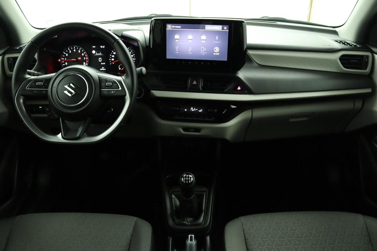 Suzuki SWIFT 1.2 Select Smart Hybrid | Dodehoekdetectie | Cruise control adaptive | Navigatie | Camera | Stoelverwarming | Apple carplay, android auto | Parkeersensoren achter |