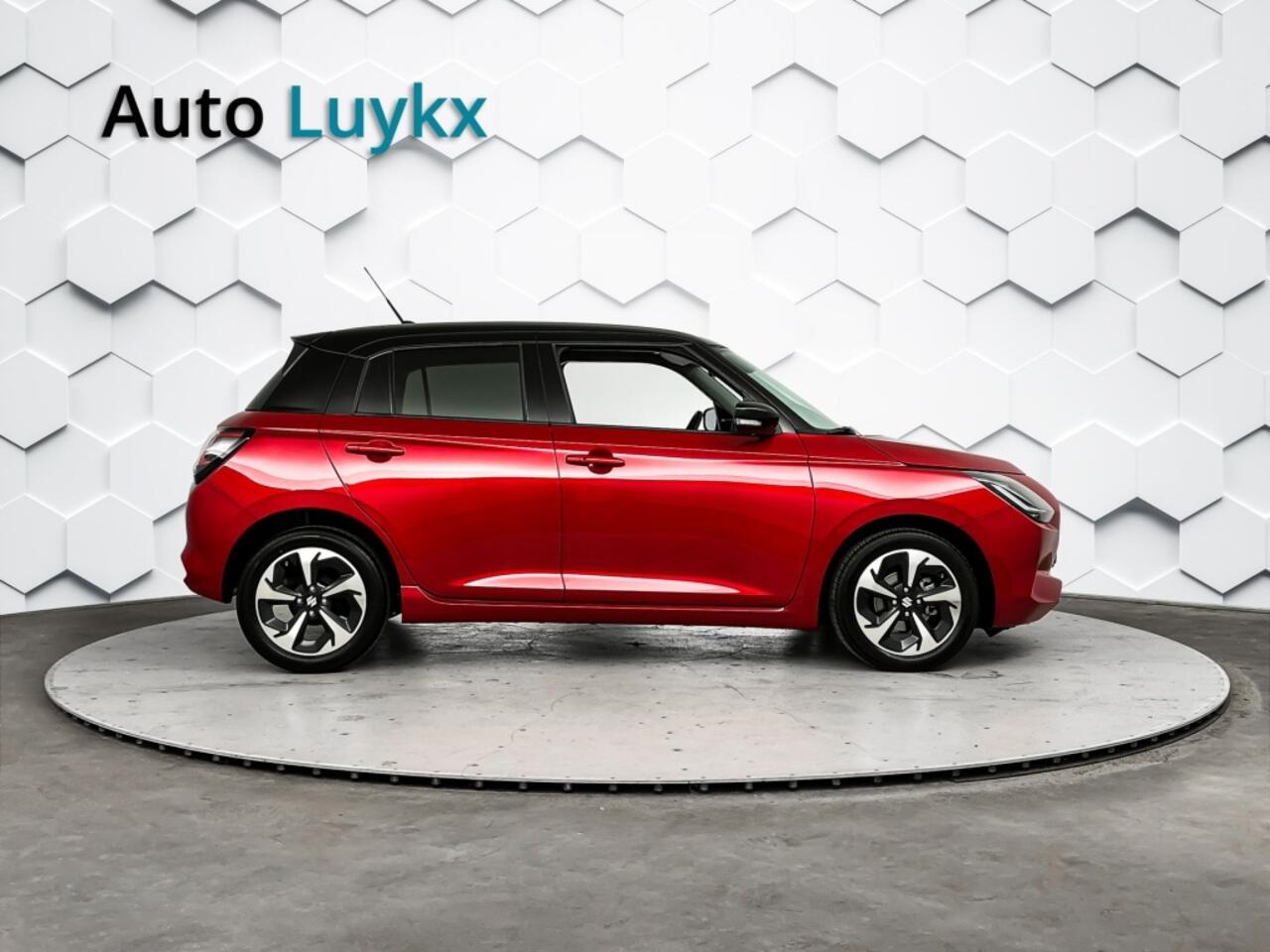 Suzuki SWIFT 1.2 Style Smart Hybrid Automaat | Navigatie | Apple Carplay/Android Auto | Adaptieve Cruise Control