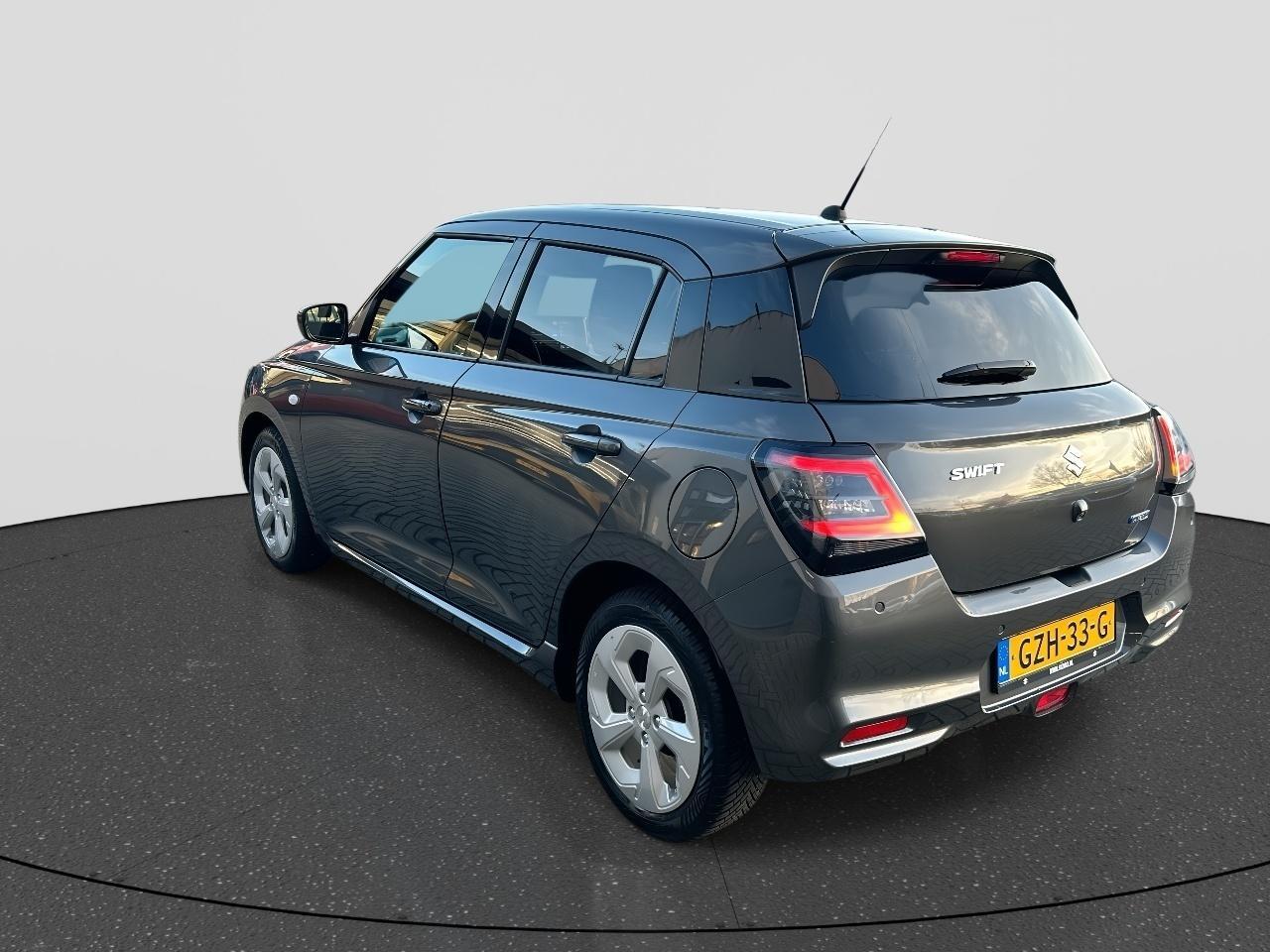 Suzuki SWIFT 1.2 Select Smart Hybrid RIJKLAAR | Automaat | Navigatie | Camera | Airco | Cruise Control Adaptief