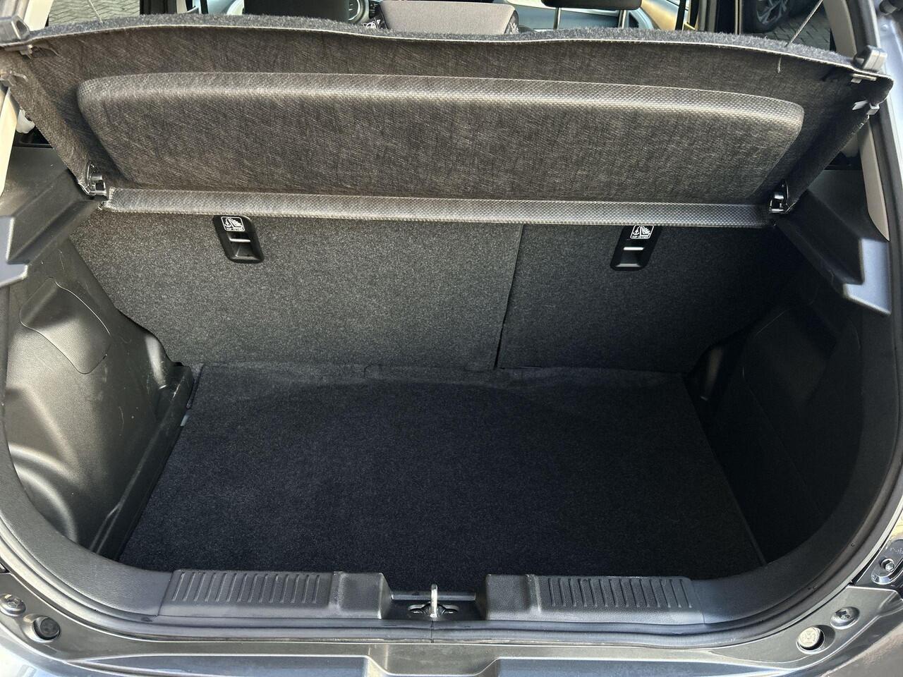 Suzuki SWIFT 1.2 Select Smart Hybrid RIJKLAAR | Automaat | Navigatie | Camera | Airco | Cruise Control Adaptief