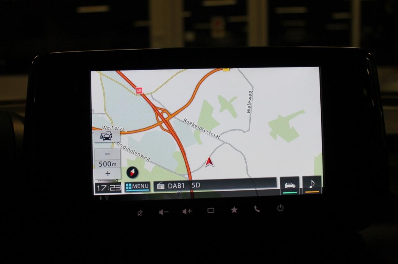 Suzuki SWIFT 1.2 STYLE SMARTHYB. Automaat / Stoel verwarming / Adaptive cruise control