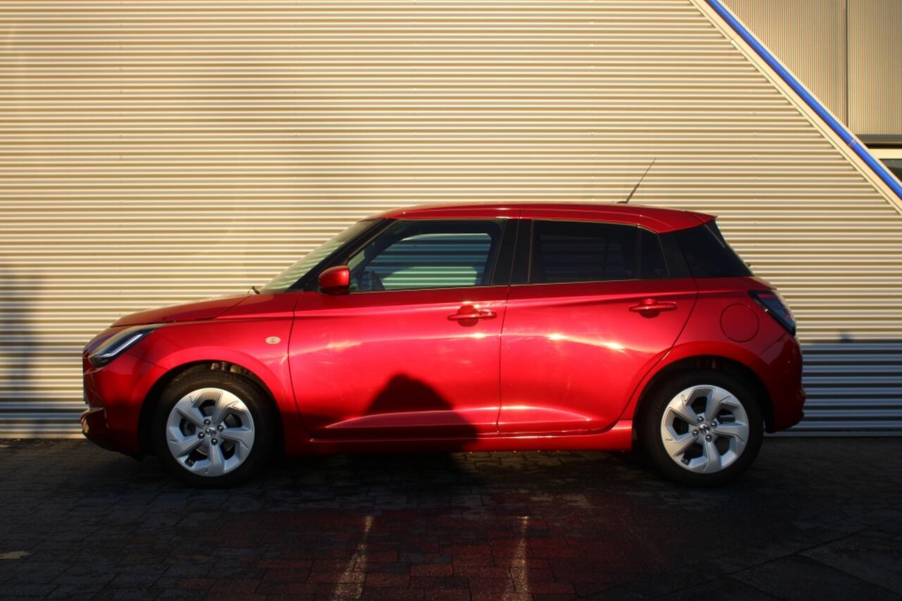 Suzuki SWIFT 1.2 Select SmartHybrid | All-Season | Navi | Airco | Adap. Cruis