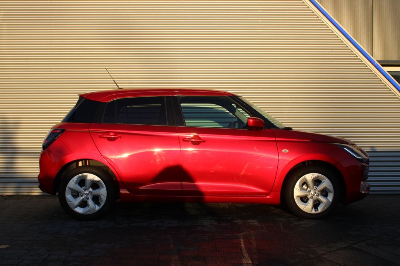 Suzuki SWIFT 1.2 Select SmartHybrid | All-Season | Navi | Airco | Adap. Cruis