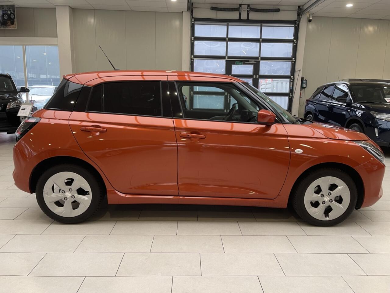 Suzuki SWIFT 1.2 Select Hybrid [NIEUW JAAR VOORDEEL I 10 JAAR GARANTIE | APPL