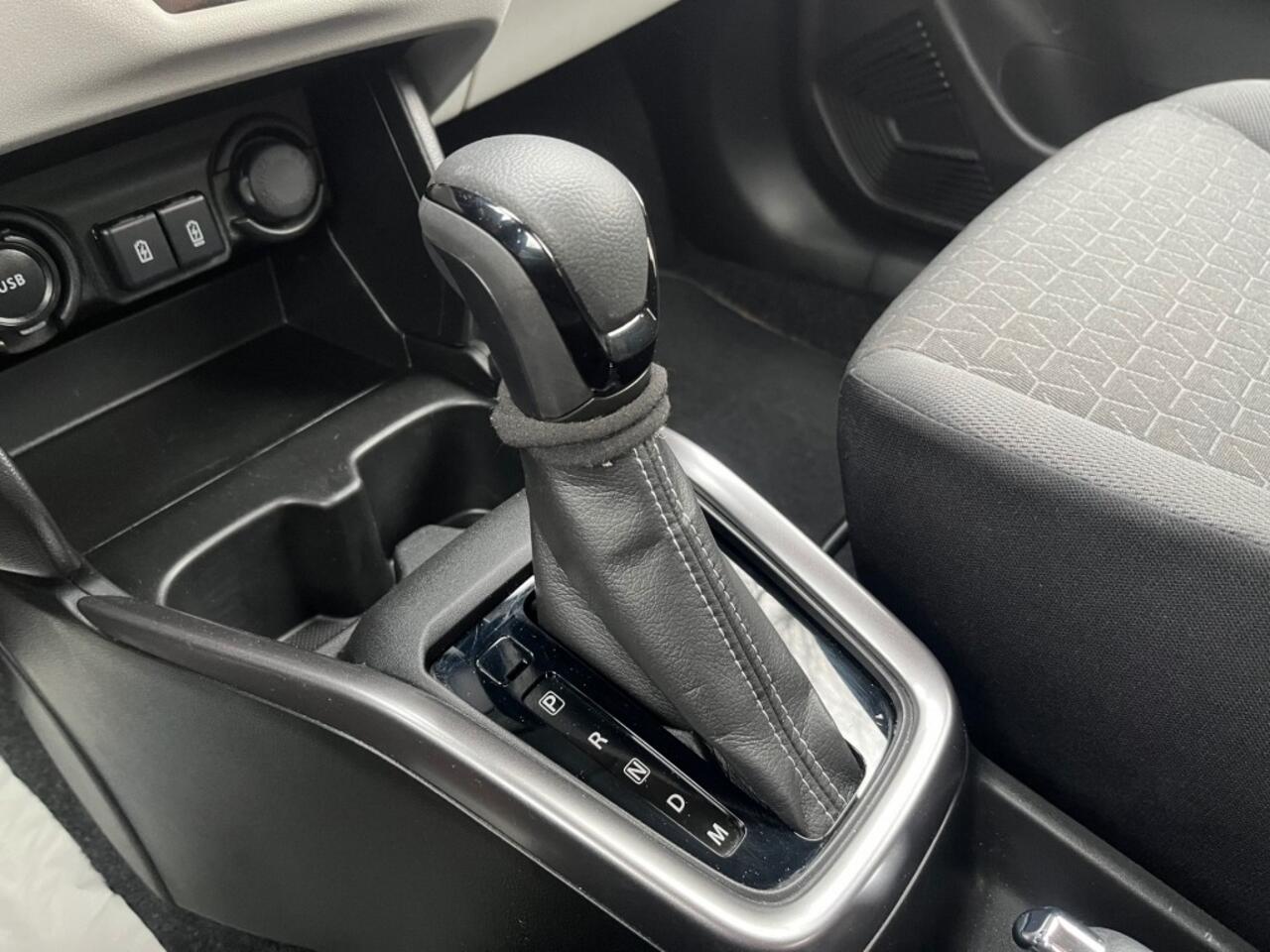 Suzuki SWIFT 1.2 STYLE SMART HYBRID AUTOMAAT / NAVI / CAMERA / CARPLAY / ADAP. CRUISE