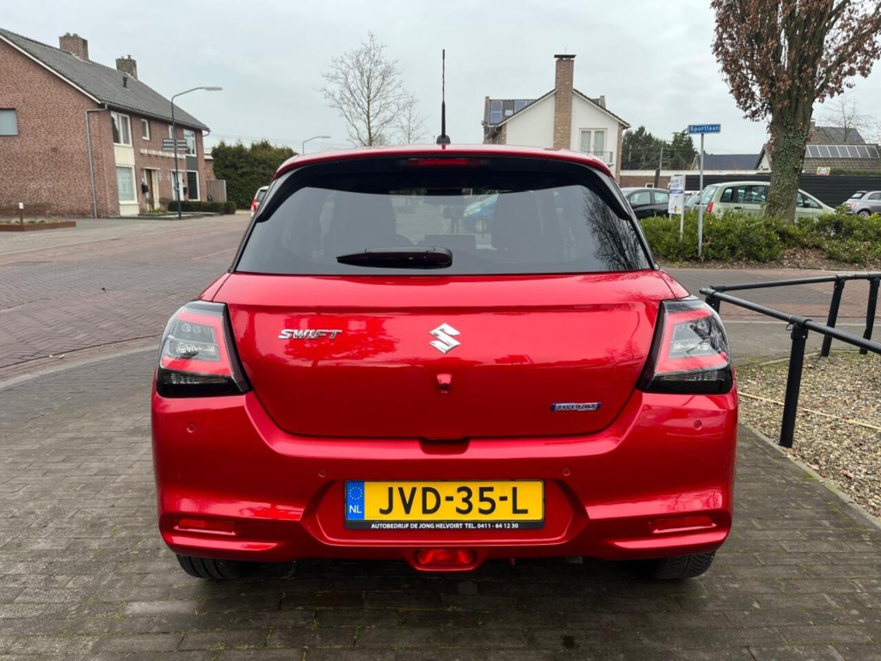 Suzuki SWIFT 1.2 STYLE SMART HYBRID AUTOMAAT / NAVI / CAMERA / CARPLAY / ADAP. CRUISE