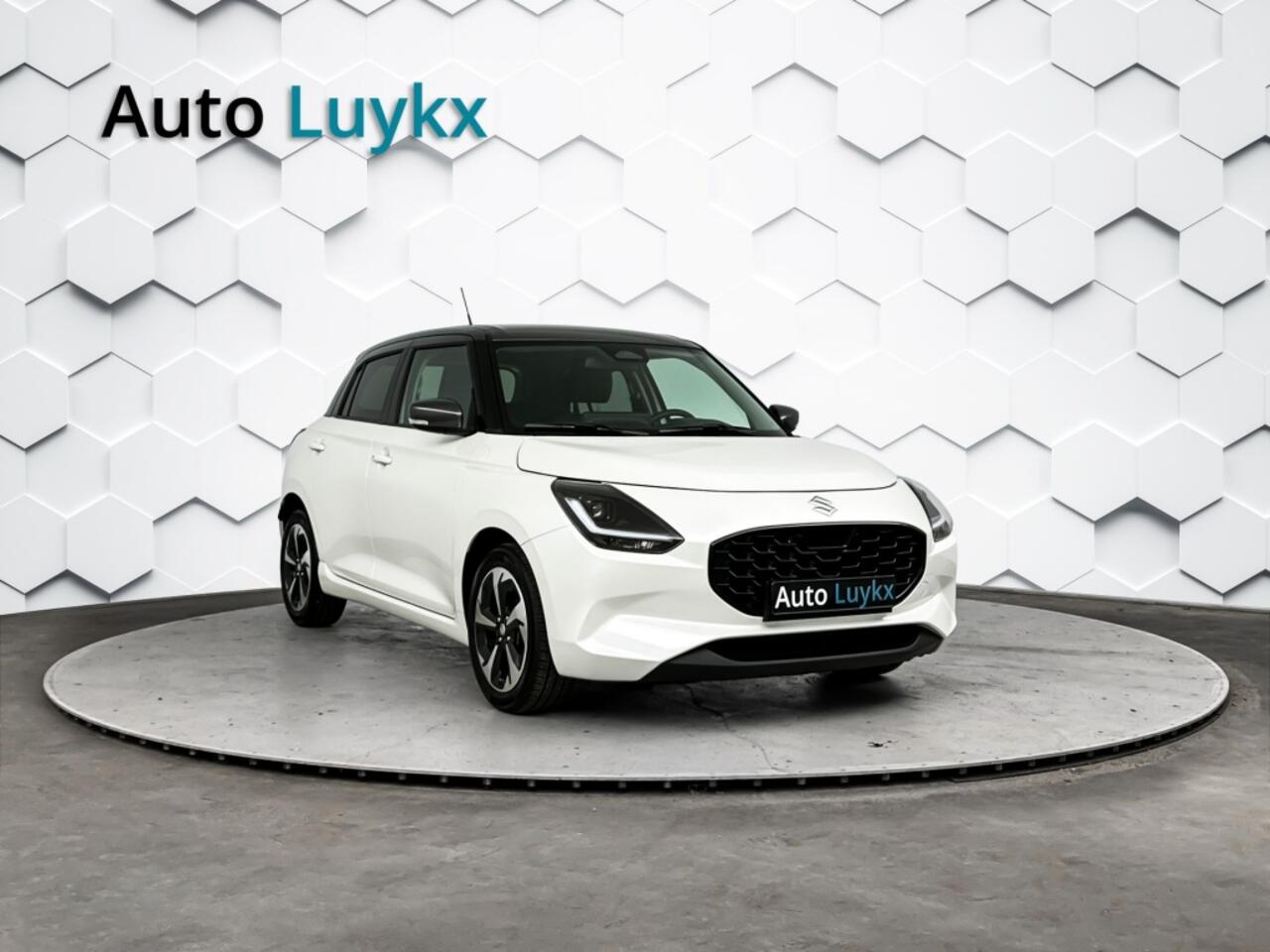 Suzuki SWIFT 1.2 Style Smart Hybrid Automaat | Navigatie | Apple Carplay/Android Auto | Adaptieve Cruise Control