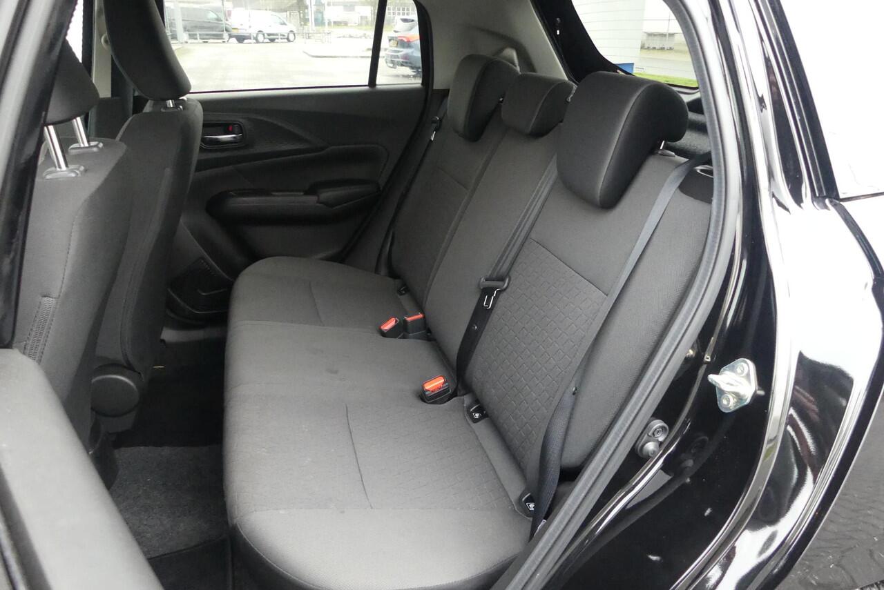 Suzuki SWIFT 1.2 Select Smart Hybrid TREKHAAK AFNEEMBAAR (1.000KG), STOELVERWARMING, ADAPT. CRUISE, CLIMA, NAVI, CAMERA, PDC, APPLE CARPLAY/ANDROID AUTO, 4.295KM