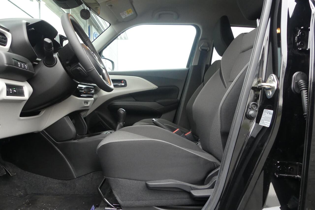 Suzuki SWIFT 1.2 Select Smart Hybrid TREKHAAK AFNEEMBAAR (1.000KG), STOELVERWARMING, ADAPT. CRUISE, CLIMA, NAVI, CAMERA, PDC, APPLE CARPLAY/ANDROID AUTO, 4.295KM