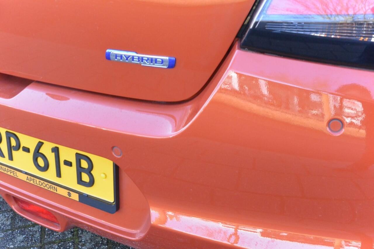 Suzuki SWIFT 1.2 Select Smart Hybrid 5-deurs Navigatie / Camera