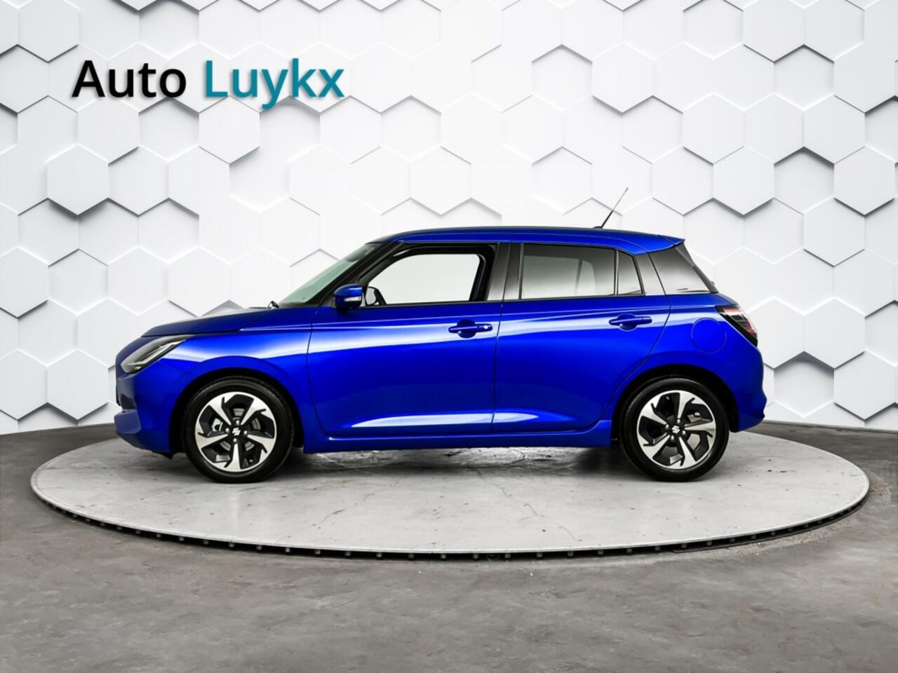 Suzuki SWIFT 1.2 Style Smart Hybrid | Navigatie | Adaptieve Cruise Control | Climate Control