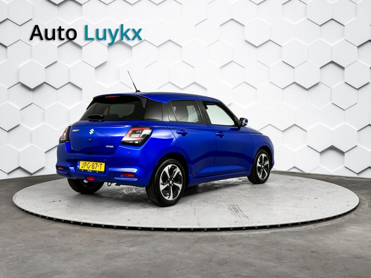 Suzuki SWIFT 1.2 Style Smart Hybrid | Navigatie | Adaptieve Cruise Control | Climate Control