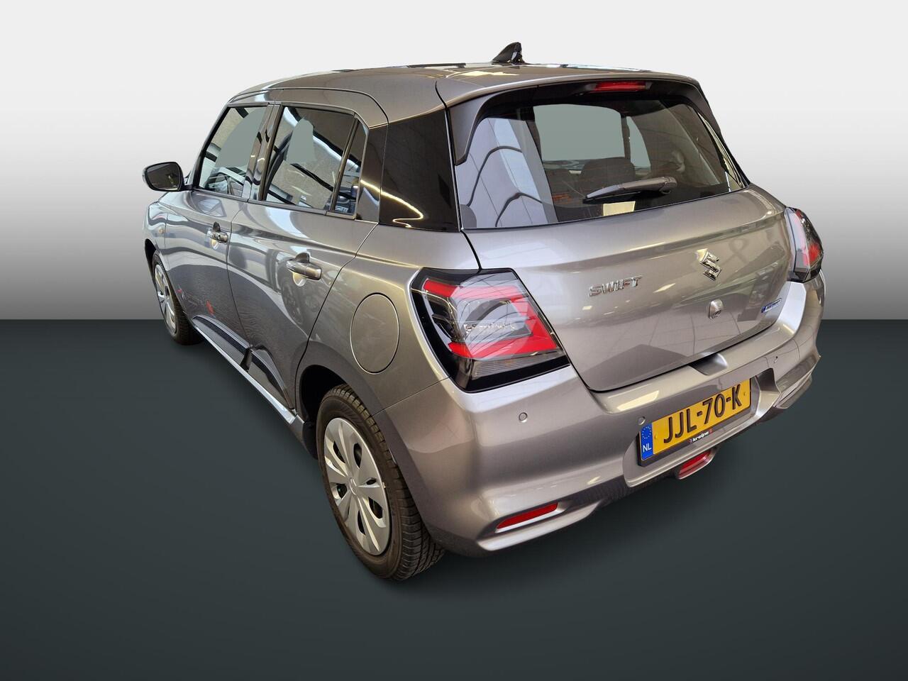 Suzuki SWIFT 1.2 Comfort Smart Hybrid | Black Rhino pack