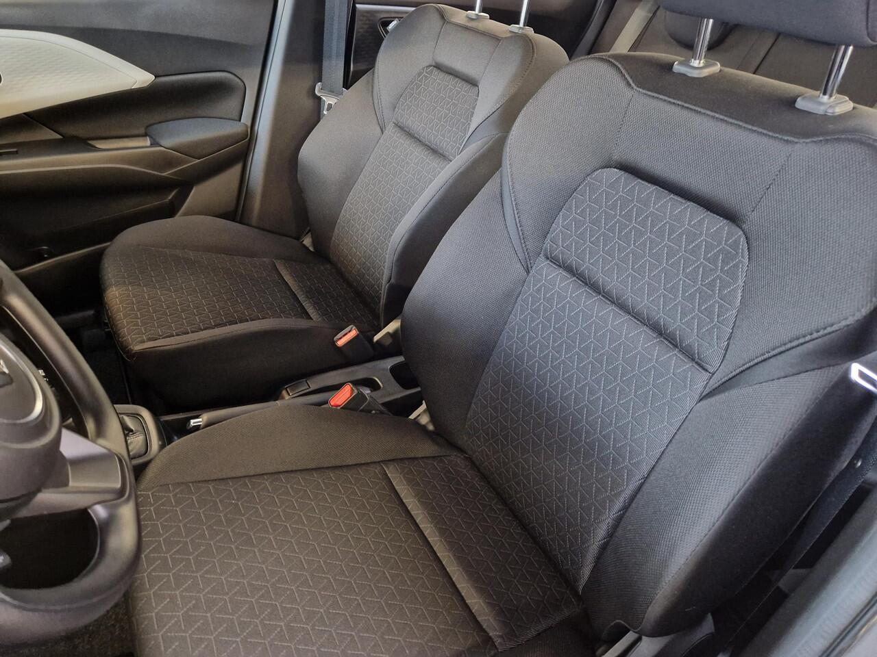 Suzuki SWIFT 1.2 Comfort Smart Hybrid | Black Rhino pack