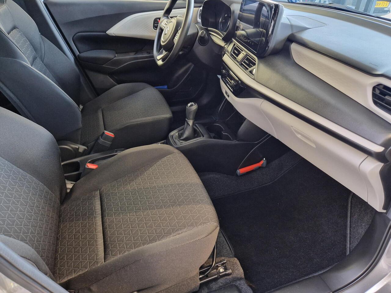 Suzuki SWIFT 1.2 Comfort Smart Hybrid | Black Rhino pack