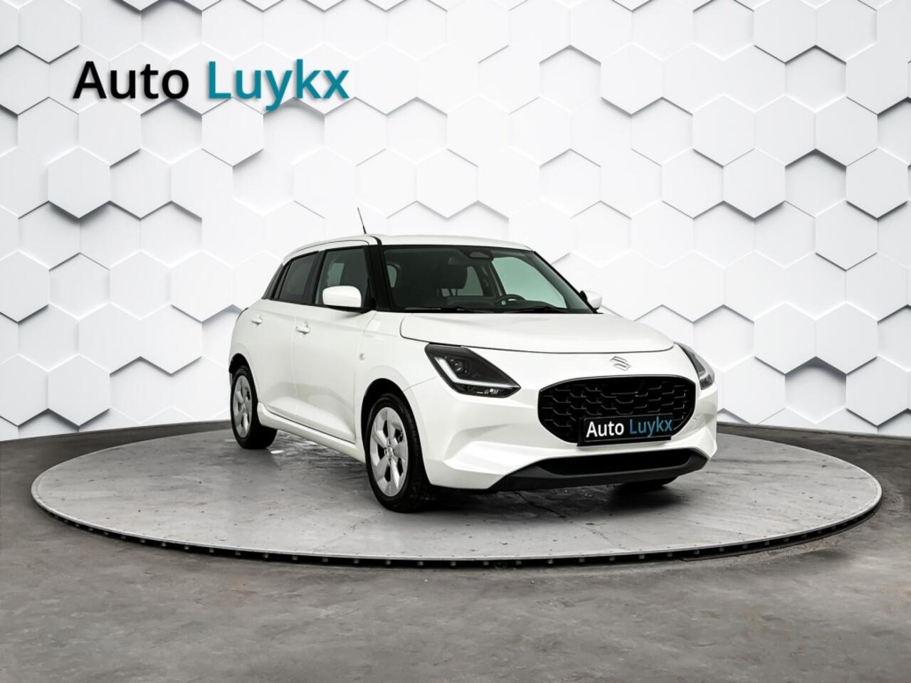 Suzuki SWIFT 1.2 Select Smart Hybrid Automaat | Navigatie | Adaptieve Cruise Control | Parkeercamera