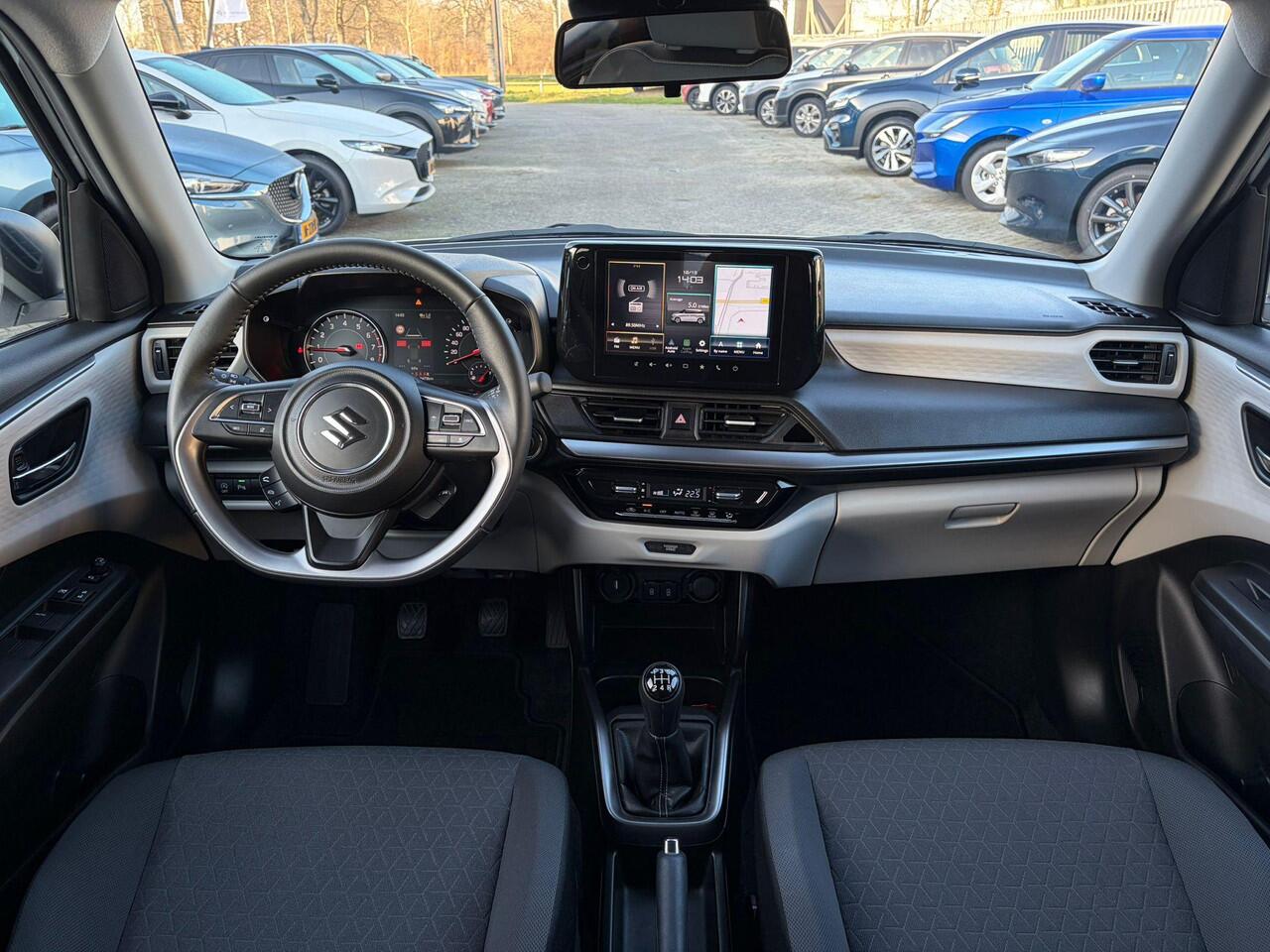 Suzuki SWIFT 1.2 Style Smart Hybrid | Climate Control |Tot 10 JAAR GARANTIE! | Navi | Camera | Rijklaarprijs!!