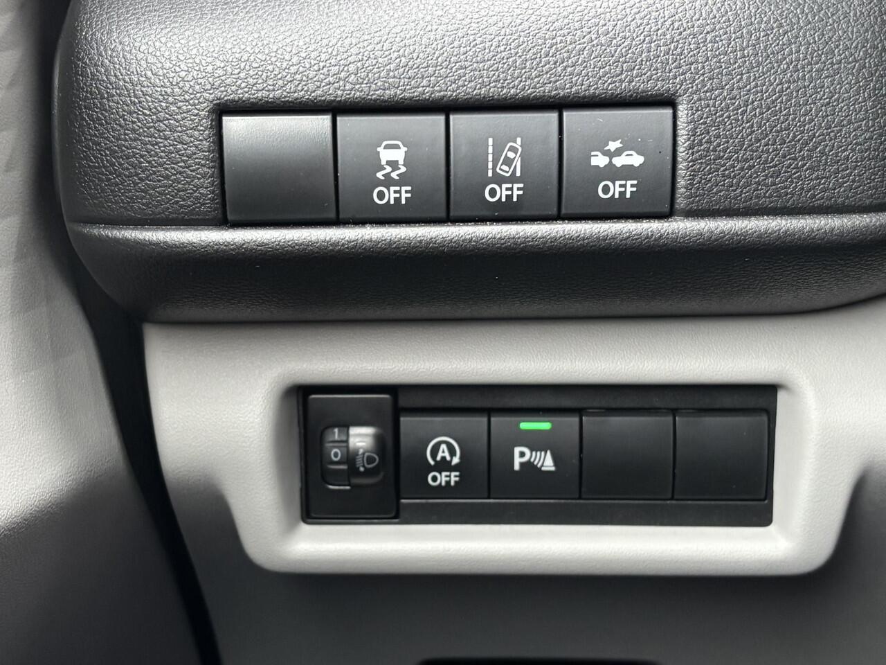 Suzuki SWIFT 1.2 Style Smart Hybrid Demo/Lmv/Navi/Clima