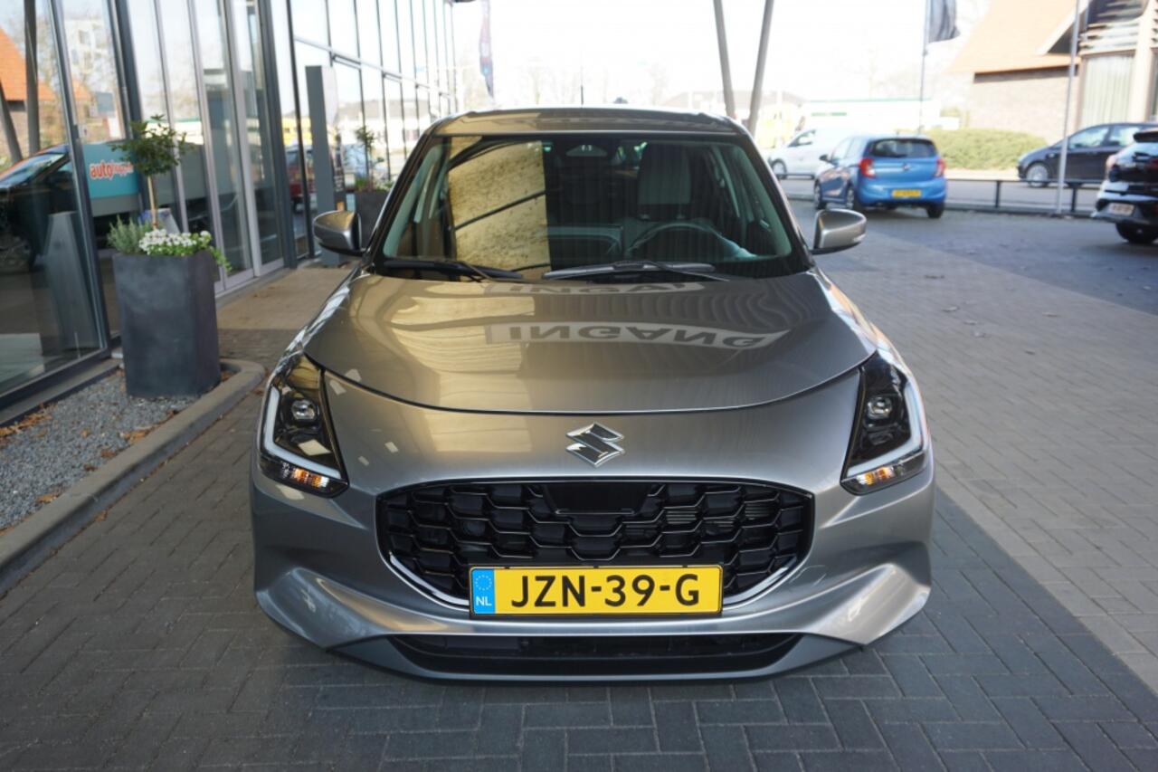 Suzuki SWIFT 1.2 Style Smart Hybrid | Navi | Adapt. Cruise | Stoelverwarming