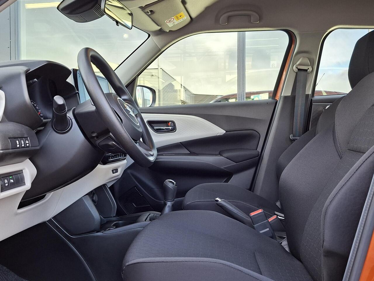 Suzuki SWIFT Comfort 1.2 Smart Hybrid Navi/Airco/Parkeersensor