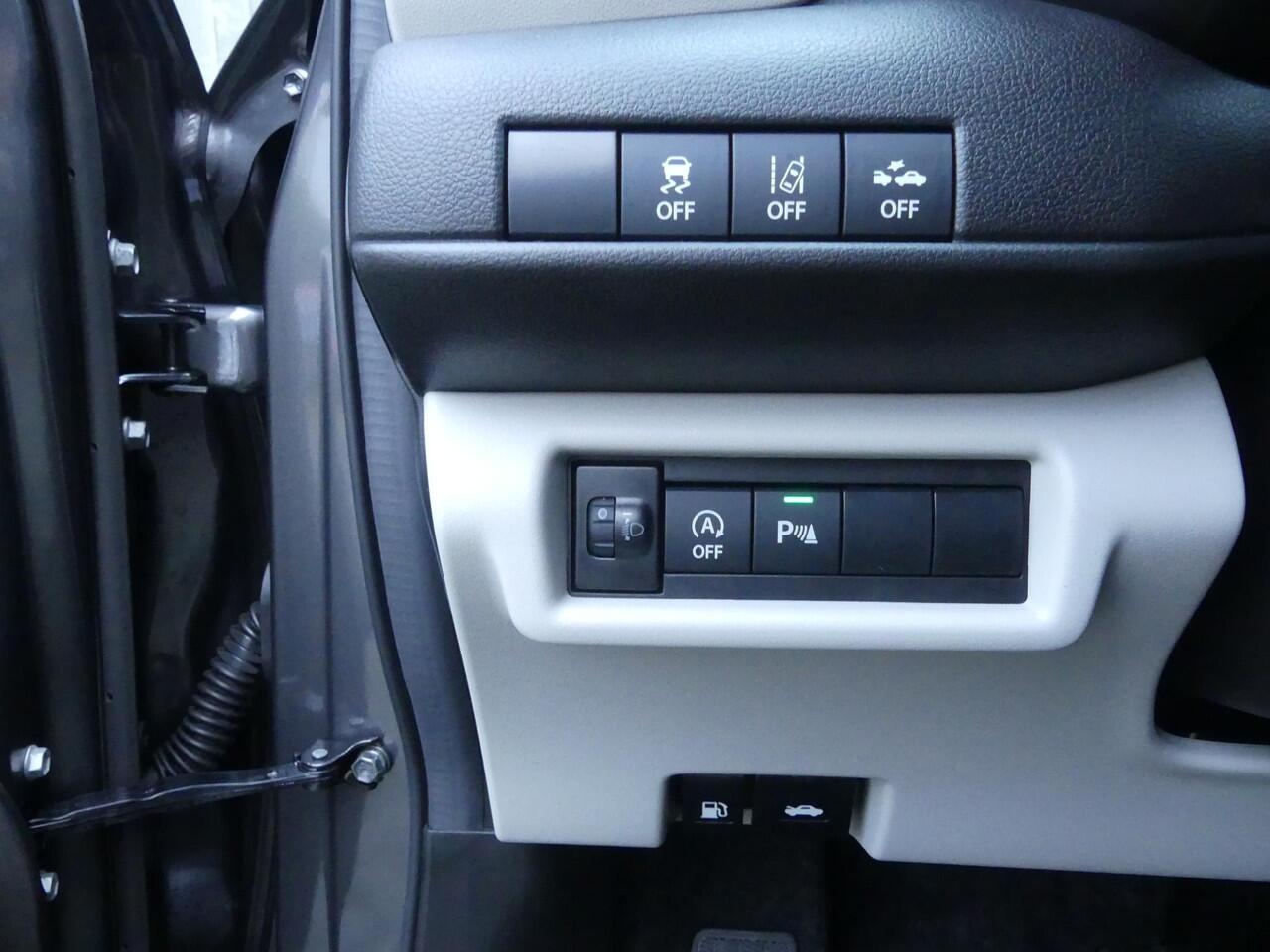 Suzuki SWIFT 1.2 Select Smart Hybrid Automaat Stoelverw., Navigatie, LM-velgen, Camera, Carplay / Android Auto