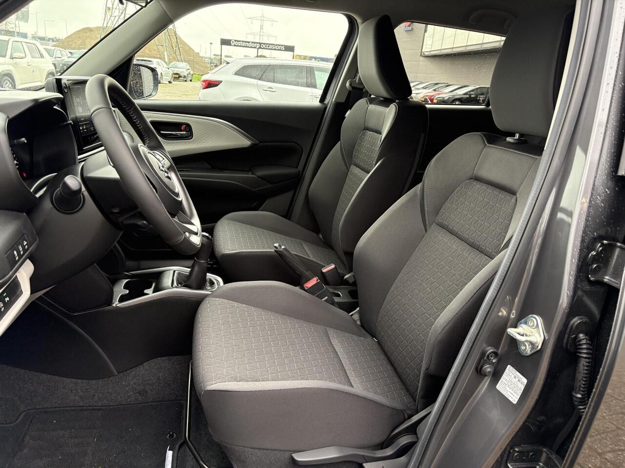 Suzuki SWIFT 1.2 Style Smart Hybrid **NIEUWE AUTO/ DIRECT LEVERBAAR**