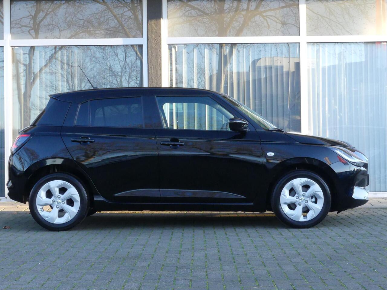 Suzuki SWIFT 1.2 Select Smart Hybrid Apple Carpl/Andr Auto, Camera, Stoel Verwarming, Navigatie.