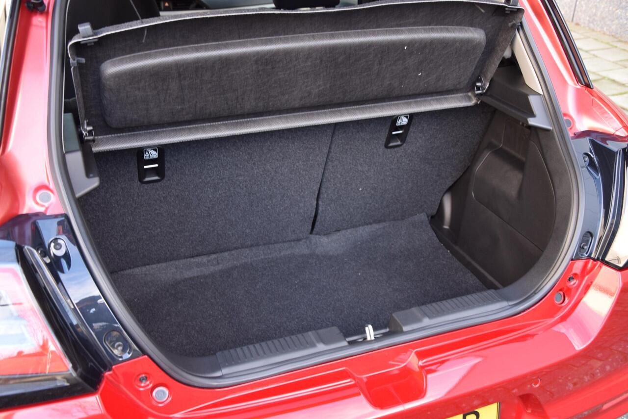 Suzuki SWIFT 1.2 Select Smart Hybrid | "Small Car of the Year'' | 10 jaar garantie of 200.000 KM!! | Apple carplay/android |