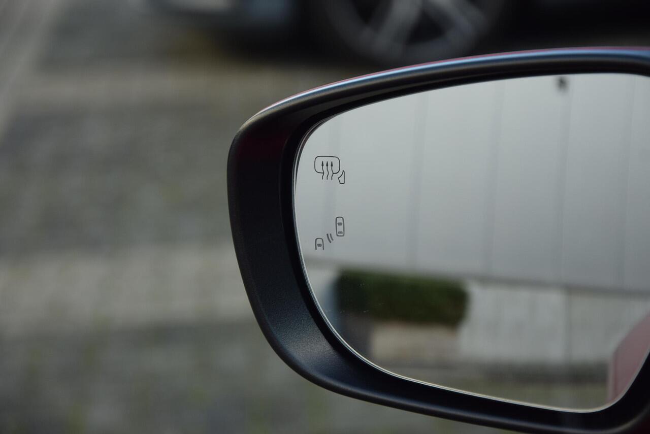 Suzuki SWIFT 1.2 Select Smart Hybrid | "Small Car of the Year'' | 10 jaar garantie of 200.000 KM!! | Apple carplay/android |