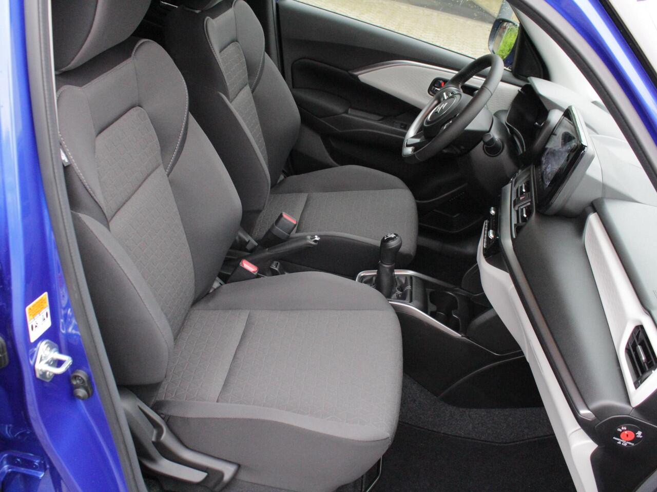 Suzuki SWIFT 1.2 Style Smart Hybrid | ¤ 1500,- FRISSE START VOORDEEL! | Snel rijden!