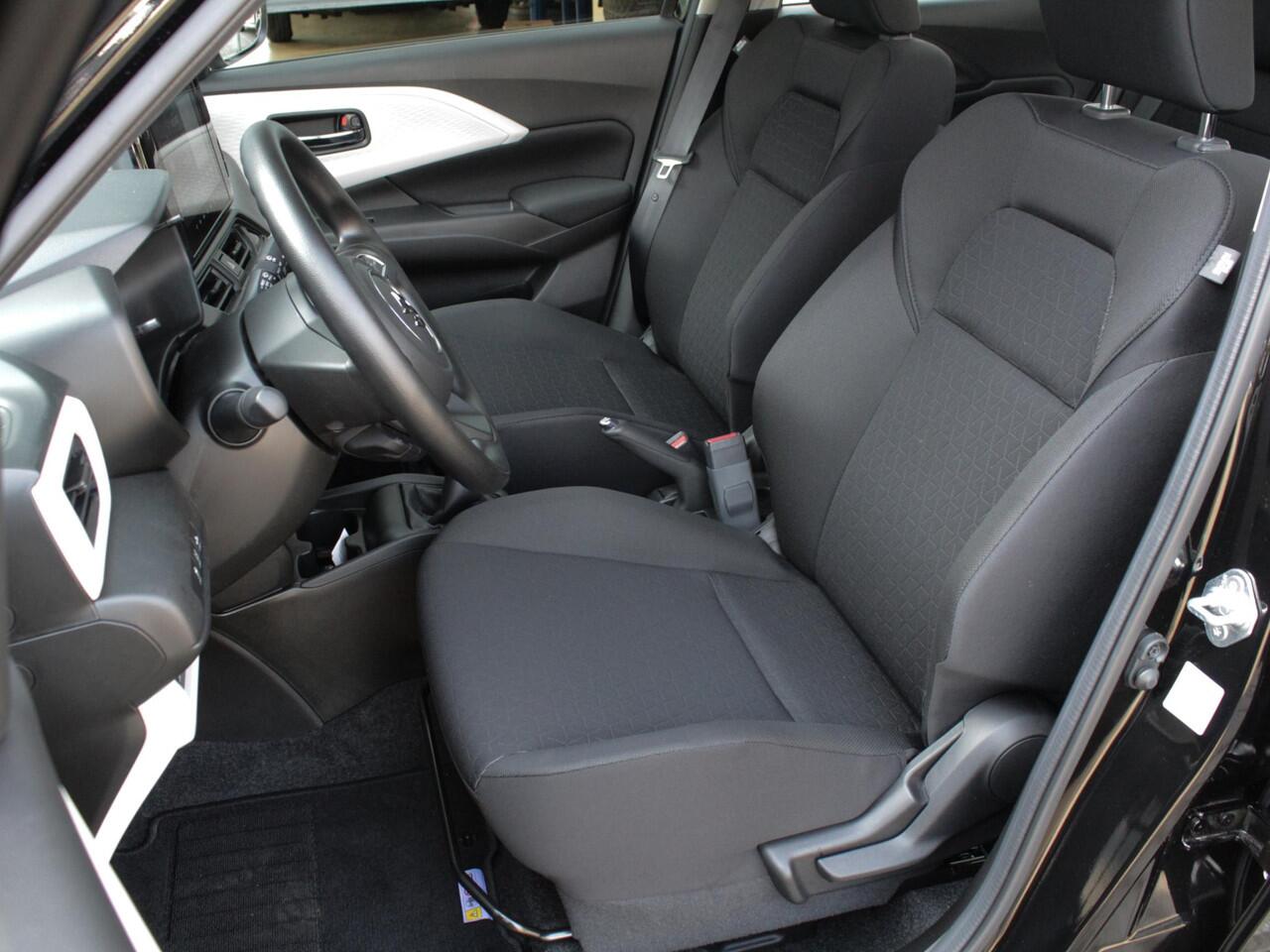 Suzuki SWIFT 1.2 Comfort Smart Hybrid | ¤ 1500,- FRISSE START VOORDEEL! | Alle kleuren leverbaar!