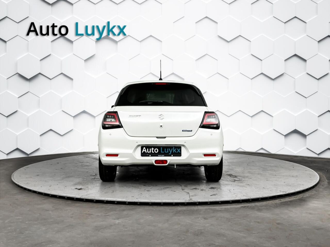 Suzuki SWIFT 1.2 Style Smart Hybrid | Voorraad | ¤2.300,- actiekorting!