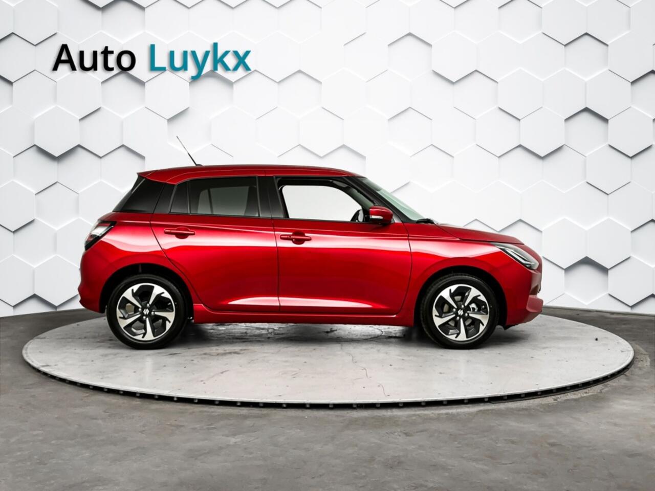 Suzuki SWIFT 1.2 Style Smart Hybrid | Voorraad | ¤2.300,- actiekorting!