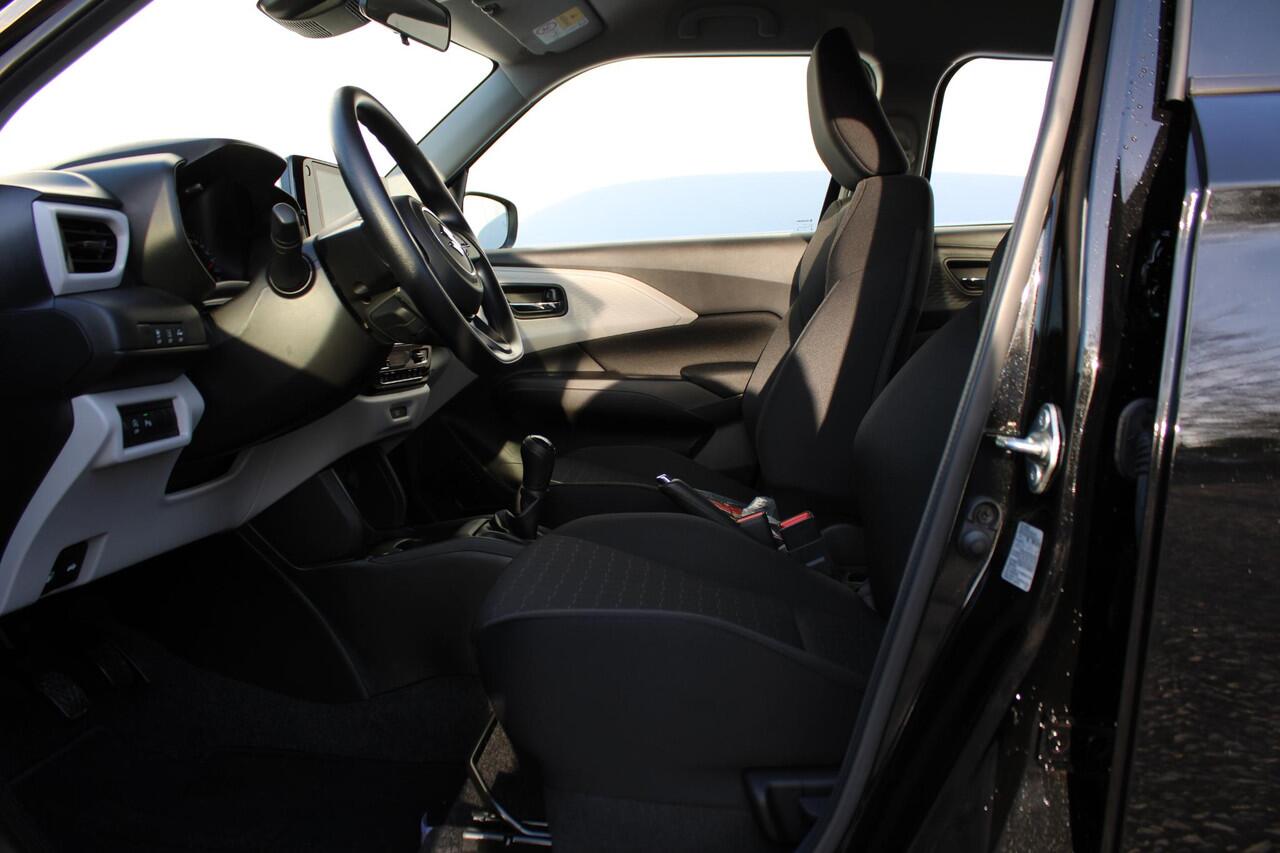 Suzuki SWIFT 1.2 Comfort Smart Hybrid Nieuwe auto, Draadloos Applecarplay/Androidauto