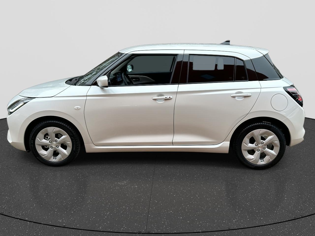 Suzuki SWIFT 1.2 Select Smart Hybrid RIJKLAAR | Navigatie | Camera | Cruise Control Adaptief | All-Seasonbanden | Demo