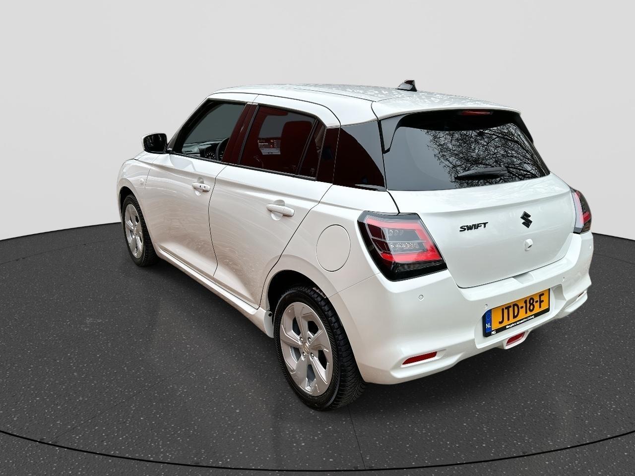 Suzuki SWIFT 1.2 Select Smart Hybrid RIJKLAAR | Navigatie | Camera | Cruise Control Adaptief | All-Seasonbanden | Demo