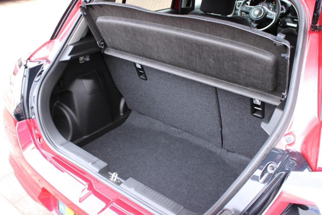 Suzuki SWIFT 1.2 STYLE SMARTHYB. / BTW-Auto